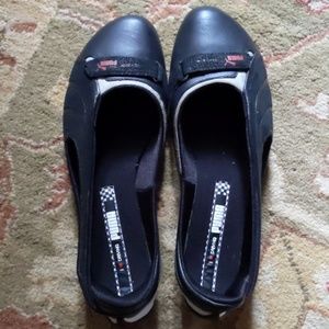 Puma flats